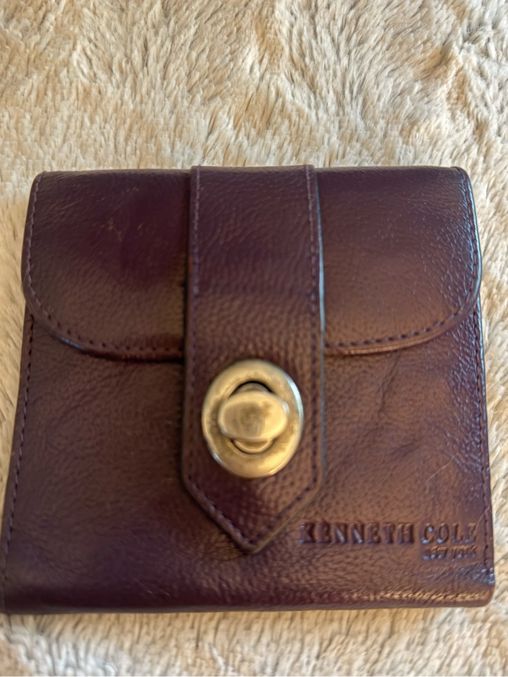 Kenneth Cole Women’s Leather Turn-Lock Bifold Wallet - Deep Burgundy